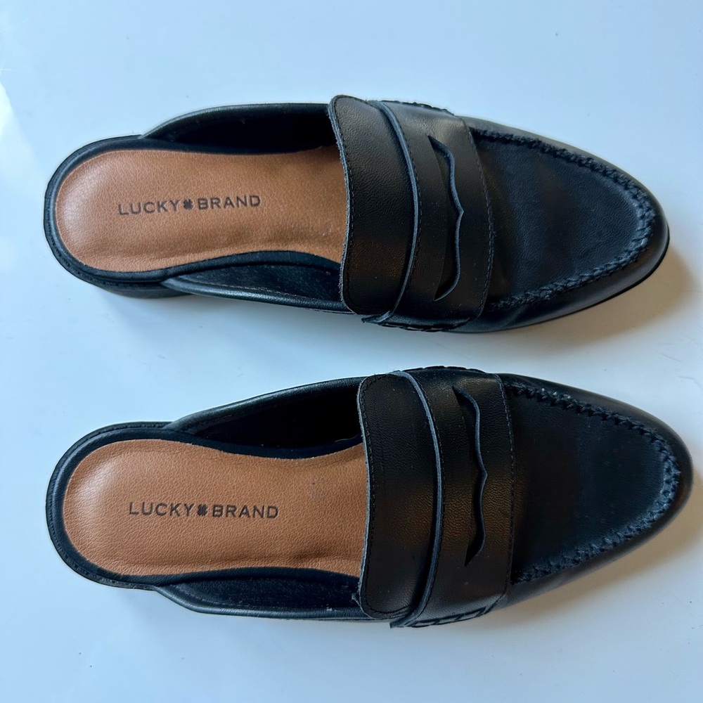 Lucky Brand Navy Women’s Loafers 6.5